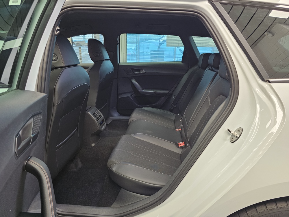 Cupra Leon Sportstourer  bei Hoffmann Automobile in Wolfsburg kaufen und sofort mitnehmen - Bild 6