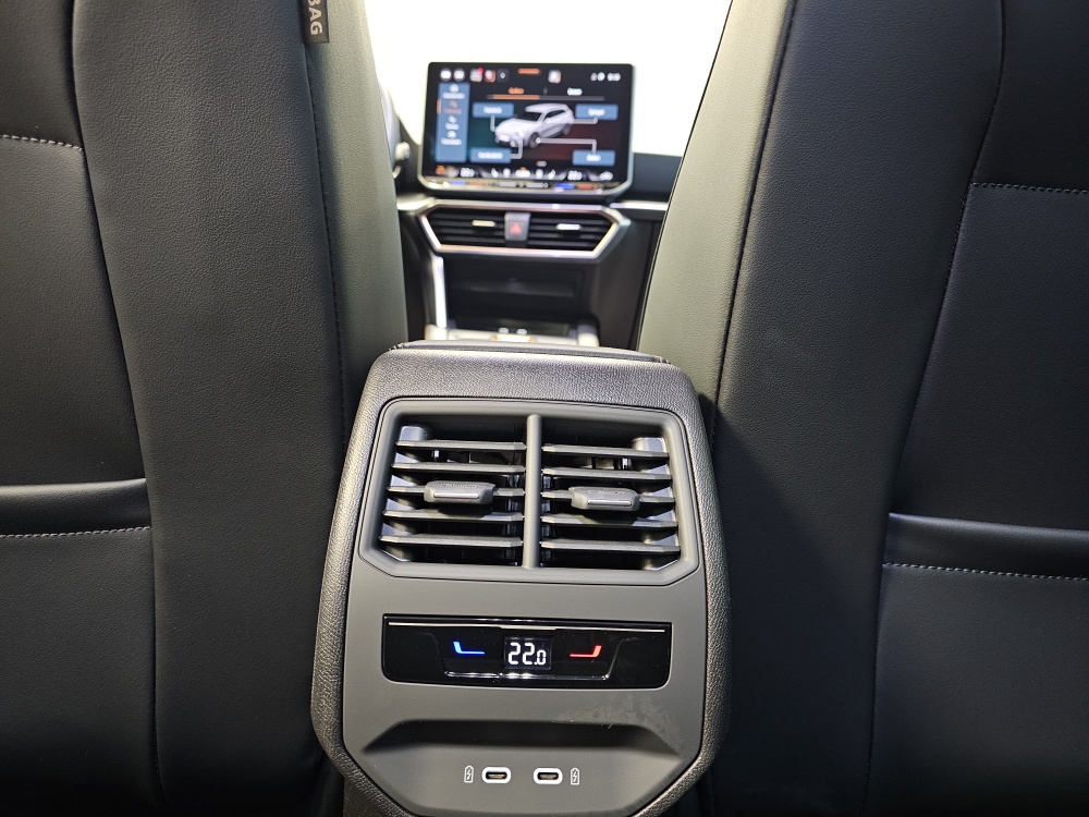 Cupra Leon Sportstourer  bei Hoffmann Automobile in Wolfsburg kaufen und sofort mitnehmen - Bild 7