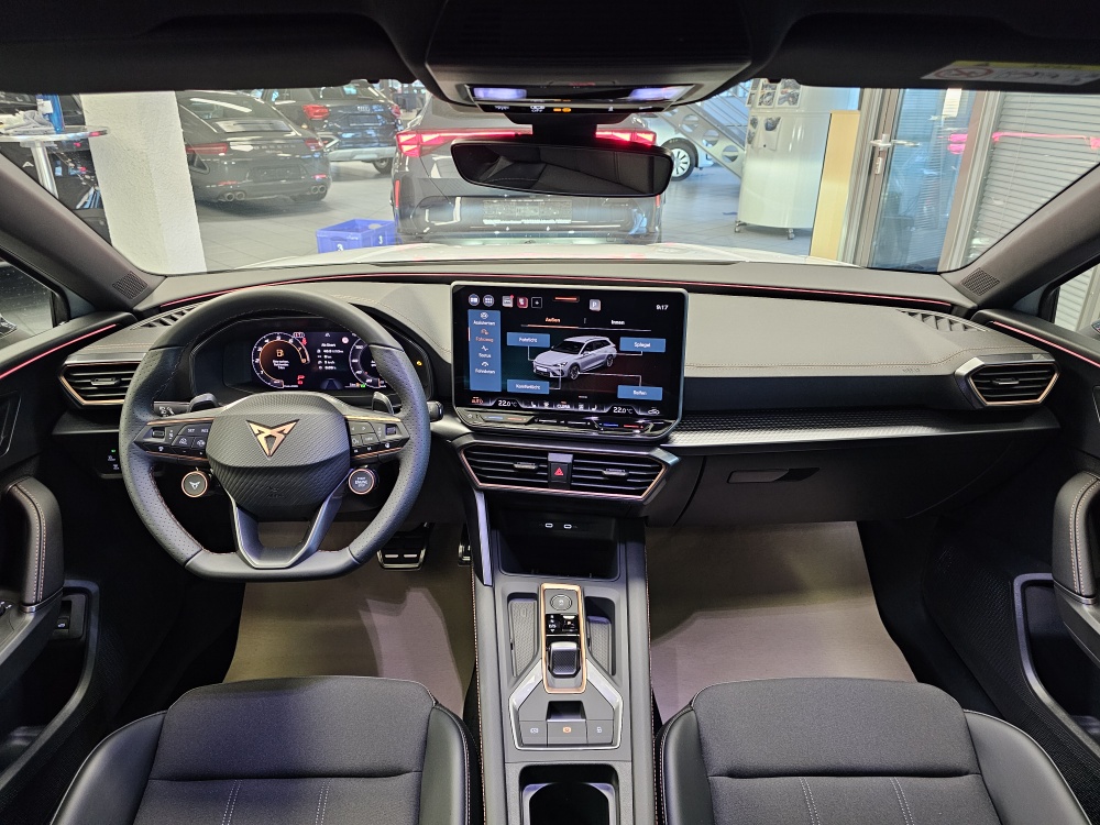 Cupra Leon Sportstourer  bei Hoffmann Automobile in Wolfsburg kaufen und sofort mitnehmen - Bild 8