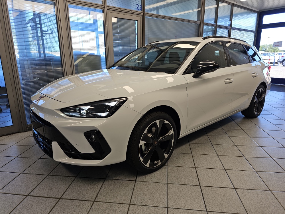 Cupra Leon Sportstourer  für nur 34.850,- € bei Hoffmann Automobile in Wolfsburg kaufen und sofort mitnehmen