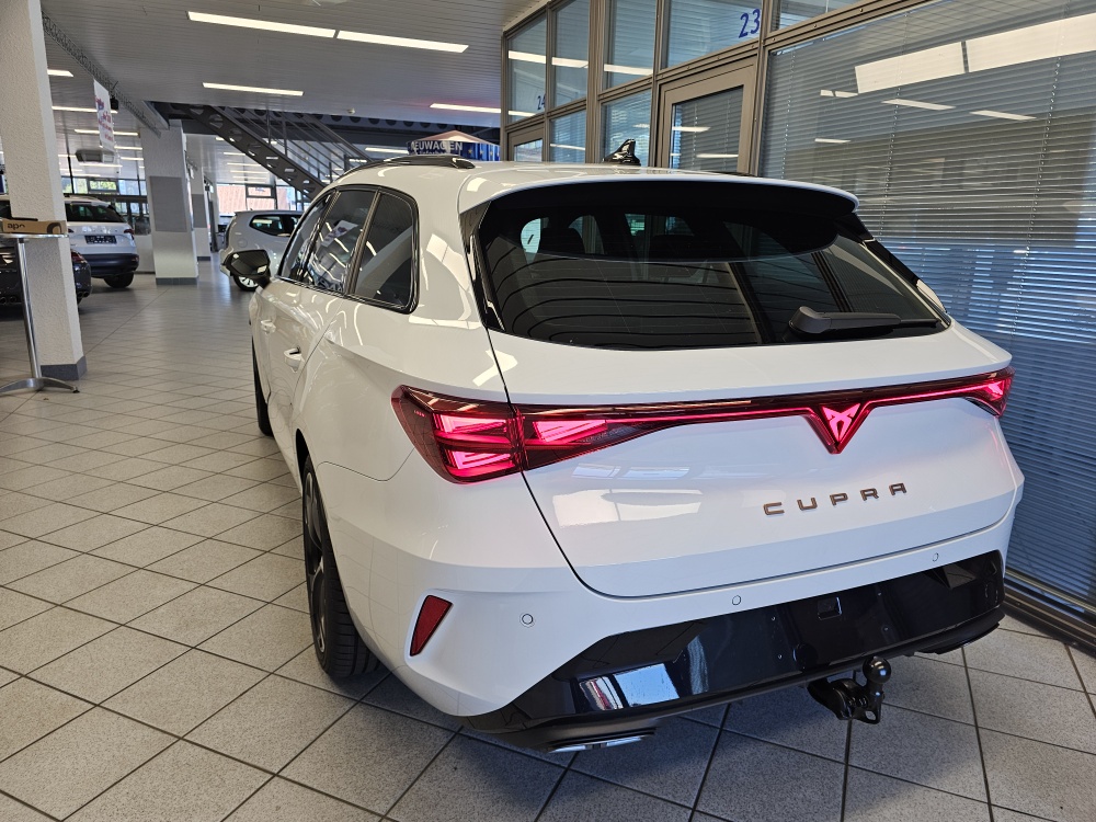 Cupra Leon Sportstourer  bei Hoffmann Automobile in Wolfsburg kaufen und sofort mitnehmen - Bild 5