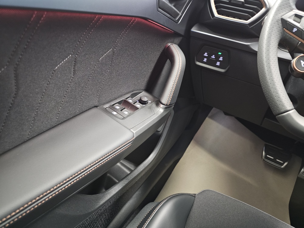 Cupra Leon Sportstourer  bei Hoffmann Automobile in Wolfsburg kaufen und sofort mitnehmen - Bild 27