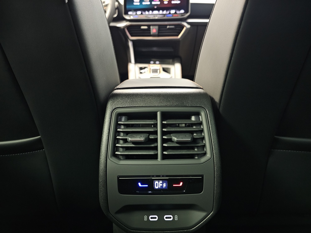 Cupra Leon Sportstourer  bei Hoffmann Automobile in Wolfsburg kaufen und sofort mitnehmen - Bild 8