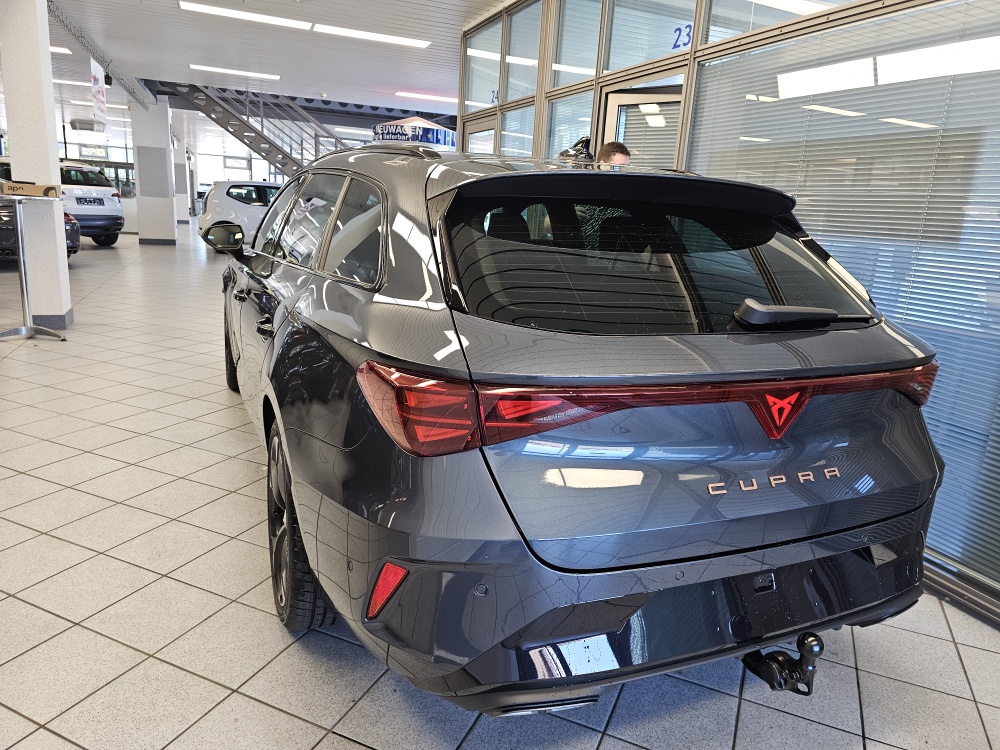 Cupra Leon Sportstourer  bei Hoffmann Automobile in Wolfsburg kaufen und sofort mitnehmen - Bild 5