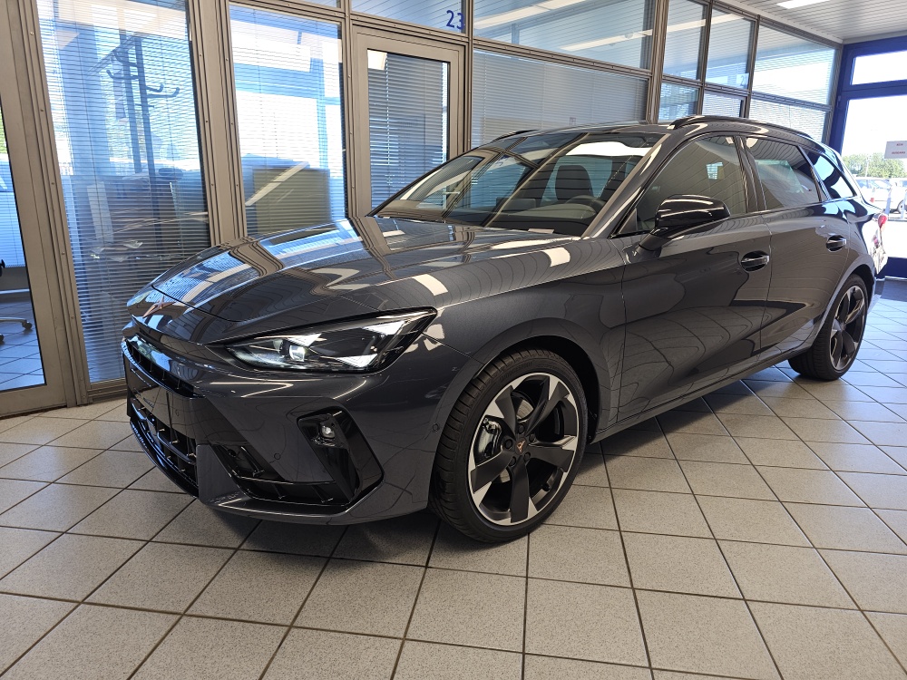 Cupra Leon Sportstourer  für nur 33.450,- € bei Hoffmann Automobile in Wolfsburg kaufen und sofort mitnehmen