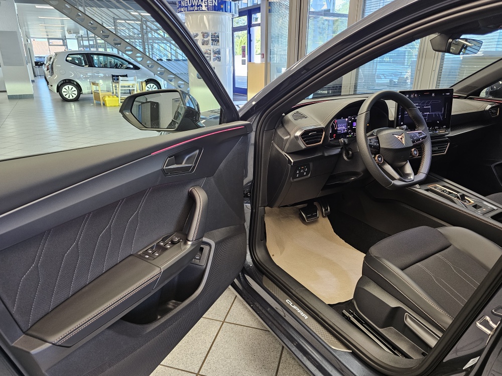 Cupra Leon Sportstourer bei Hoffmann Automobile in Wolfsburg kaufen und sofort mitnehmen - Bild 26
