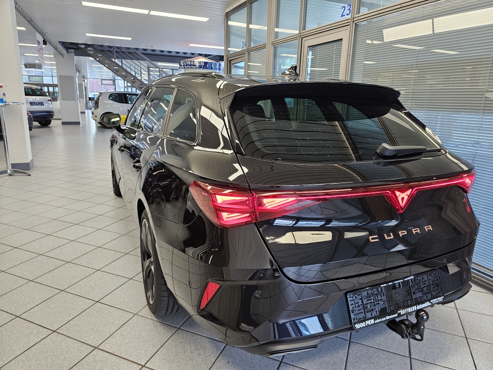 Cupra Leon Sportstourer bei Hoffmann Automobile in Wolfsburg kaufen und sofort mitnehmen - Bild 6