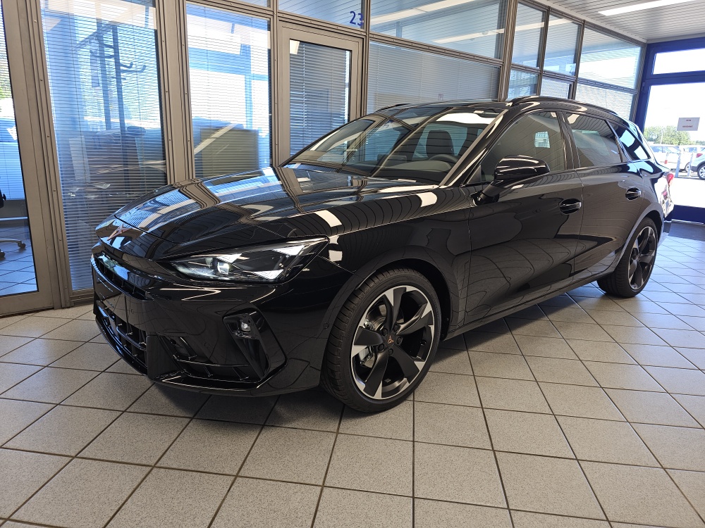 Cupra Leon Sportstourer  für nur 35.350,- € bei Hoffmann Automobile in Wolfsburg kaufen und sofort mitnehmen