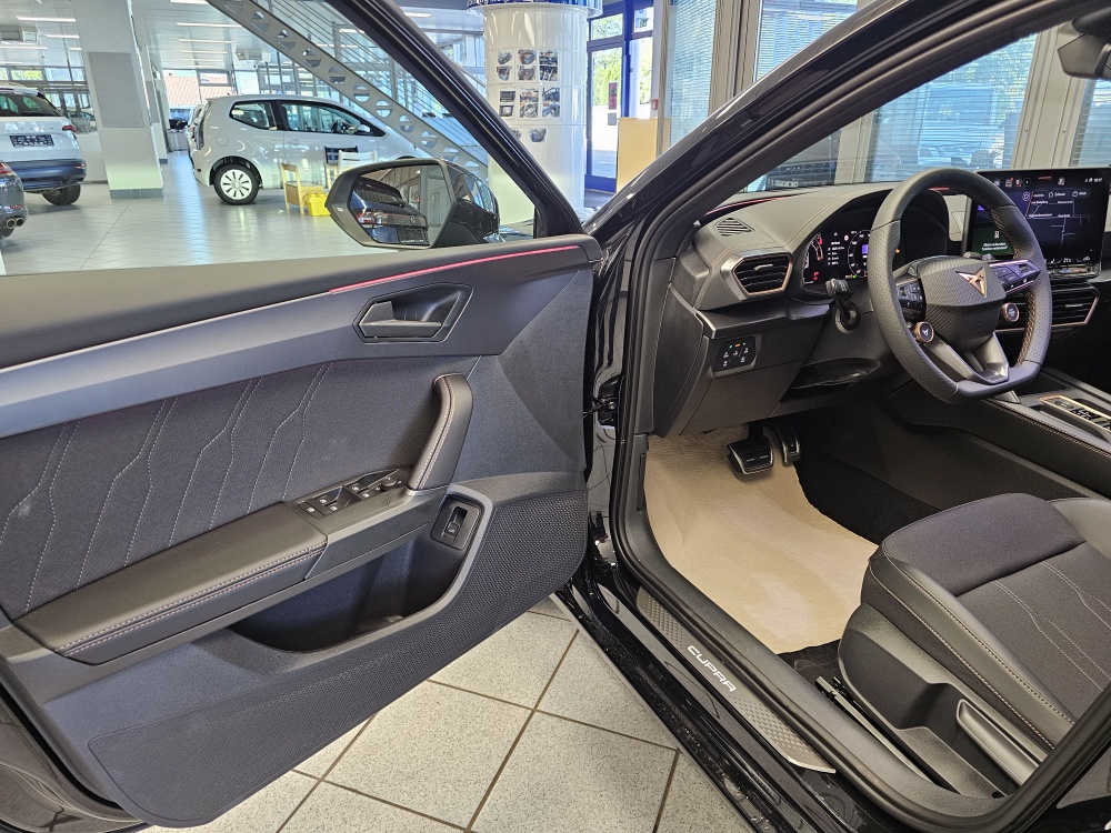 Cupra Leon Sportstourer  bei Hoffmann Automobile in Wolfsburg kaufen und sofort mitnehmen - Bild 25