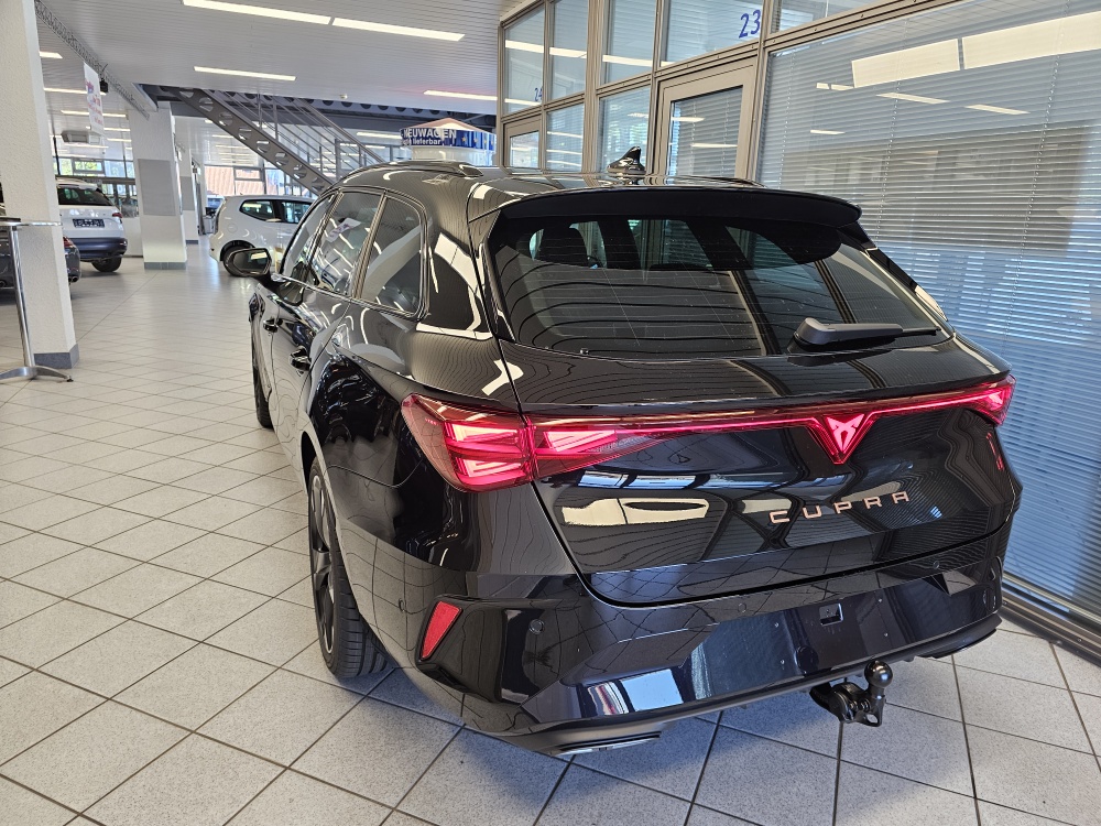 Cupra Leon Sportstourer  bei Hoffmann Automobile in Wolfsburg kaufen und sofort mitnehmen - Bild 5