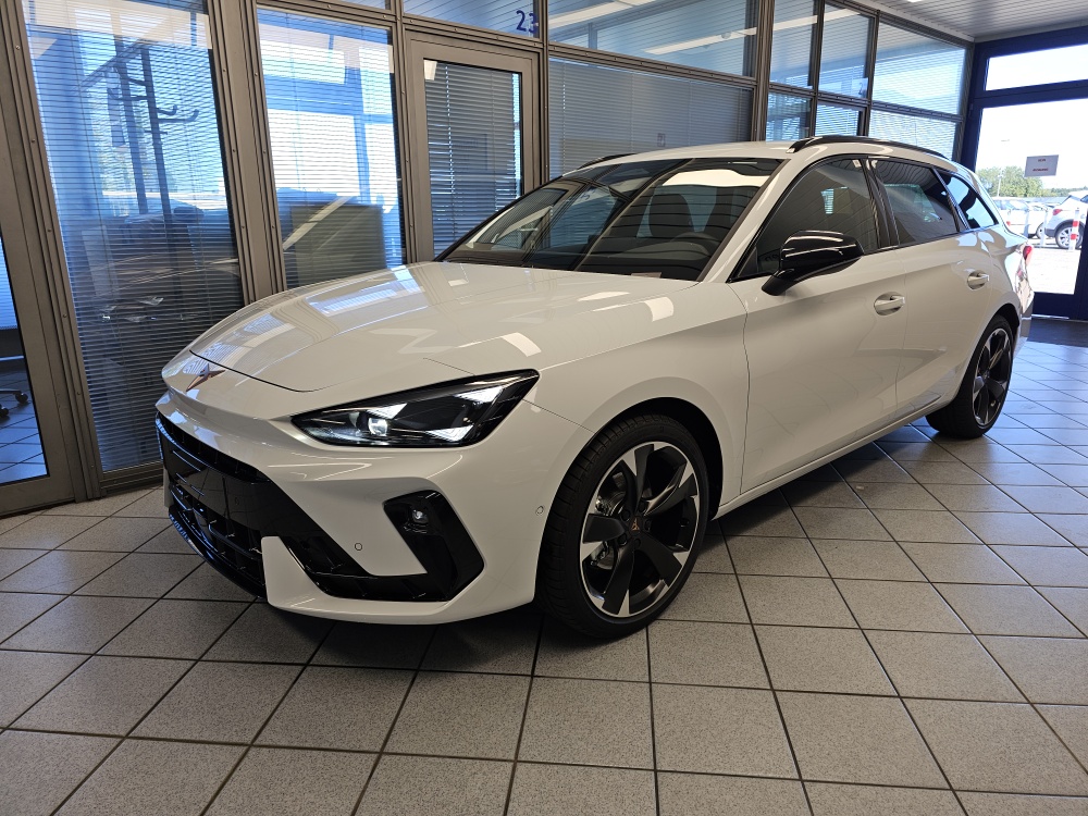Cupra Leon Sportstourer  für nur 35.450,- € bei Hoffmann Automobile in Wolfsburg kaufen und sofort mitnehmen