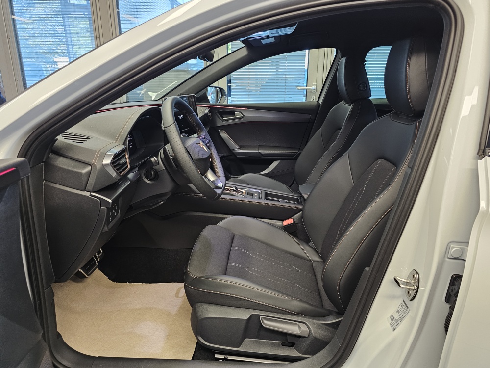 Cupra Leon Sportstourer  bei Hoffmann Automobile in Wolfsburg kaufen und sofort mitnehmen - Bild 25