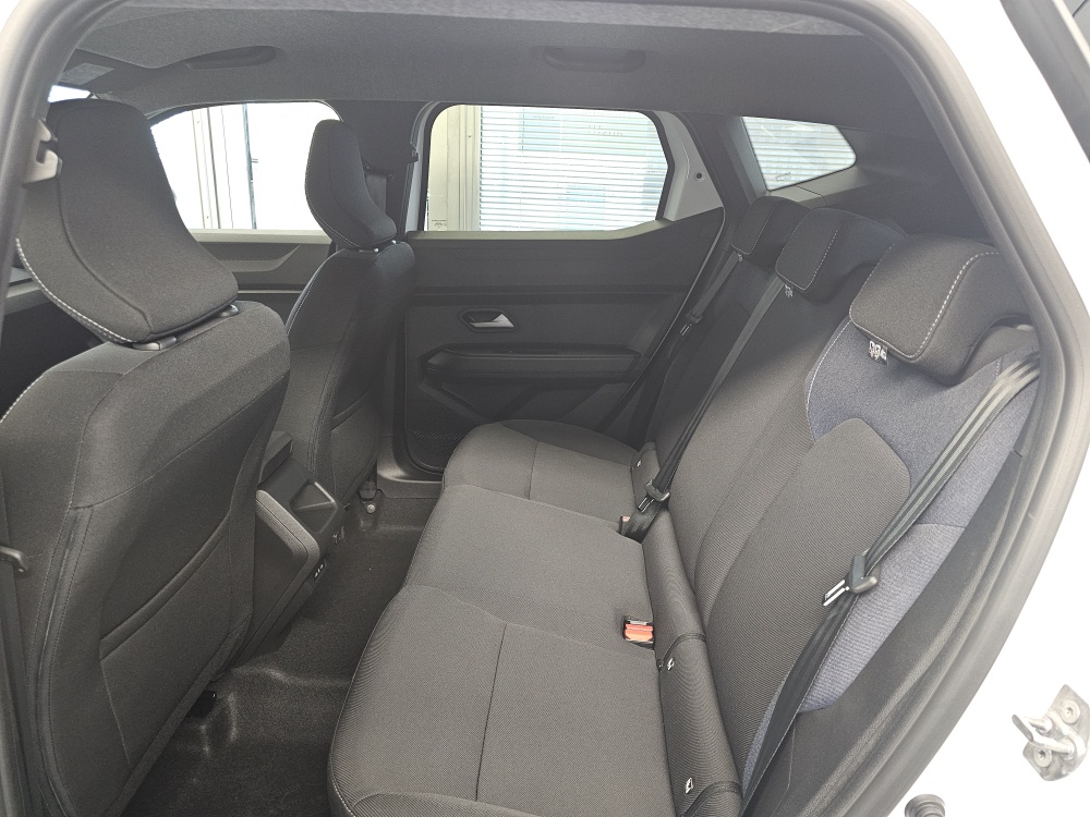 Dacia Duster  bei Hoffmann Automobile in Wolfsburg kaufen und sofort mitnehmen - Bild 4