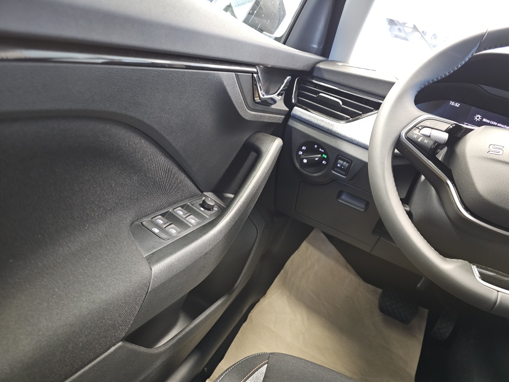 Skoda Kamiq  bei Hoffmann Automobile in Wolfsburg kaufen und sofort mitnehmen - Bild 17