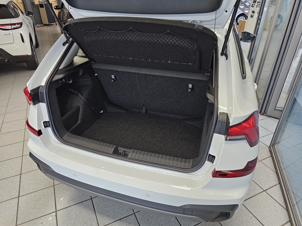 Skoda Kamiq  bei Hoffmann Automobile in Wolfsburg kaufen und sofort mitnehmen - Bild 4