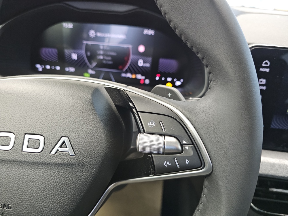 Skoda Kamiq  bei Hoffmann Automobile in Wolfsburg kaufen und sofort mitnehmen - Bild 15