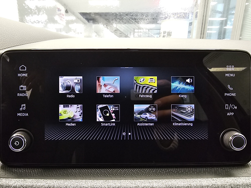 Skoda Kamiq  bei Hoffmann Automobile in Wolfsburg kaufen und sofort mitnehmen - Bild 10