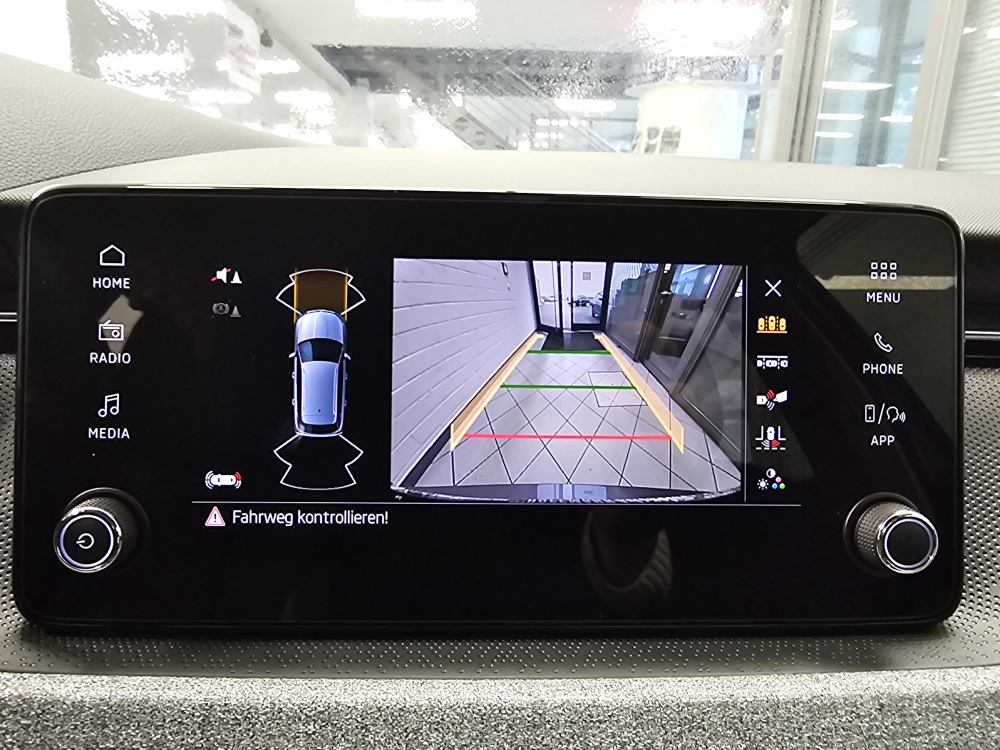 Skoda Kamiq  bei Hoffmann Automobile in Wolfsburg kaufen und sofort mitnehmen - Bild 16