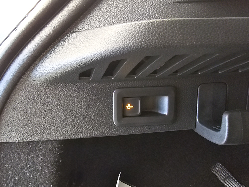 Skoda Kamiq  bei Hoffmann Automobile in Wolfsburg kaufen und sofort mitnehmen - Bild 3