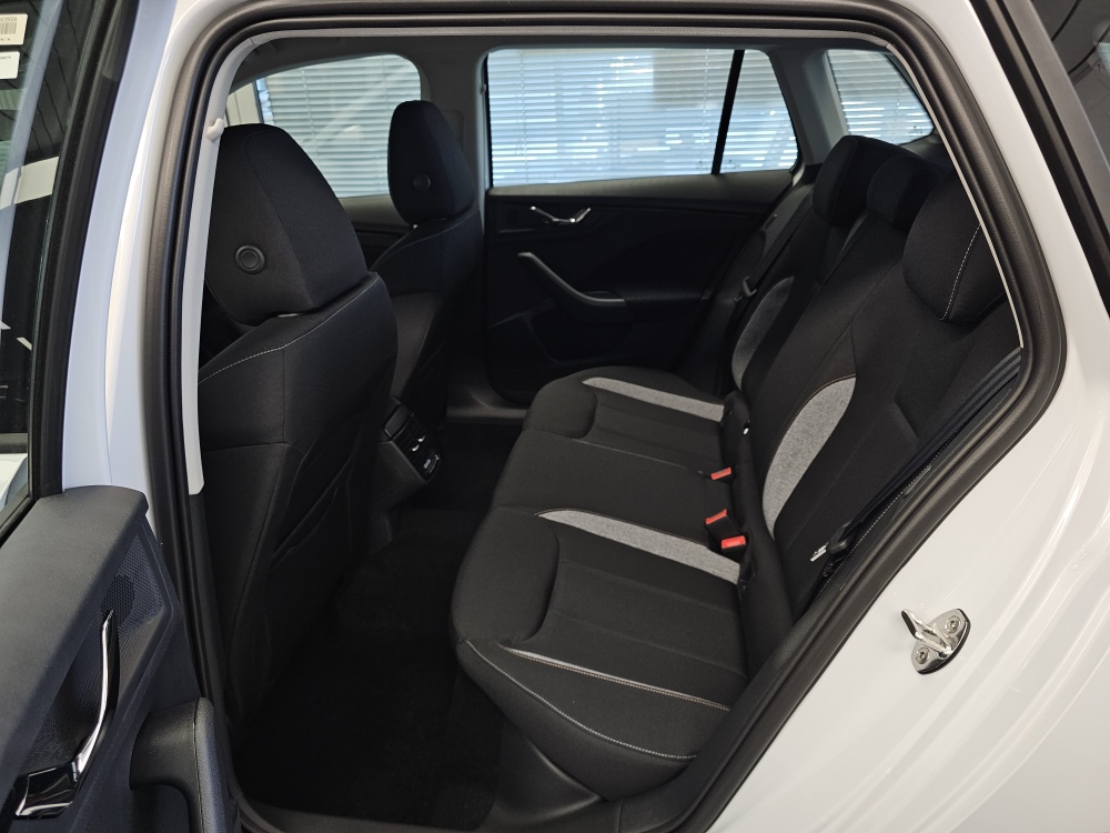 Skoda Kamiq  bei Hoffmann Automobile in Wolfsburg kaufen und sofort mitnehmen - Bild 6