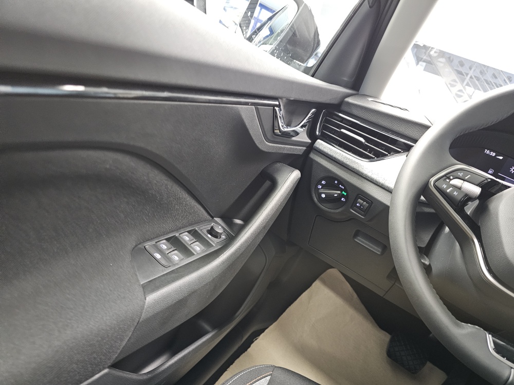 Skoda Kamiq  bei Hoffmann Automobile in Wolfsburg kaufen und sofort mitnehmen - Bild 19