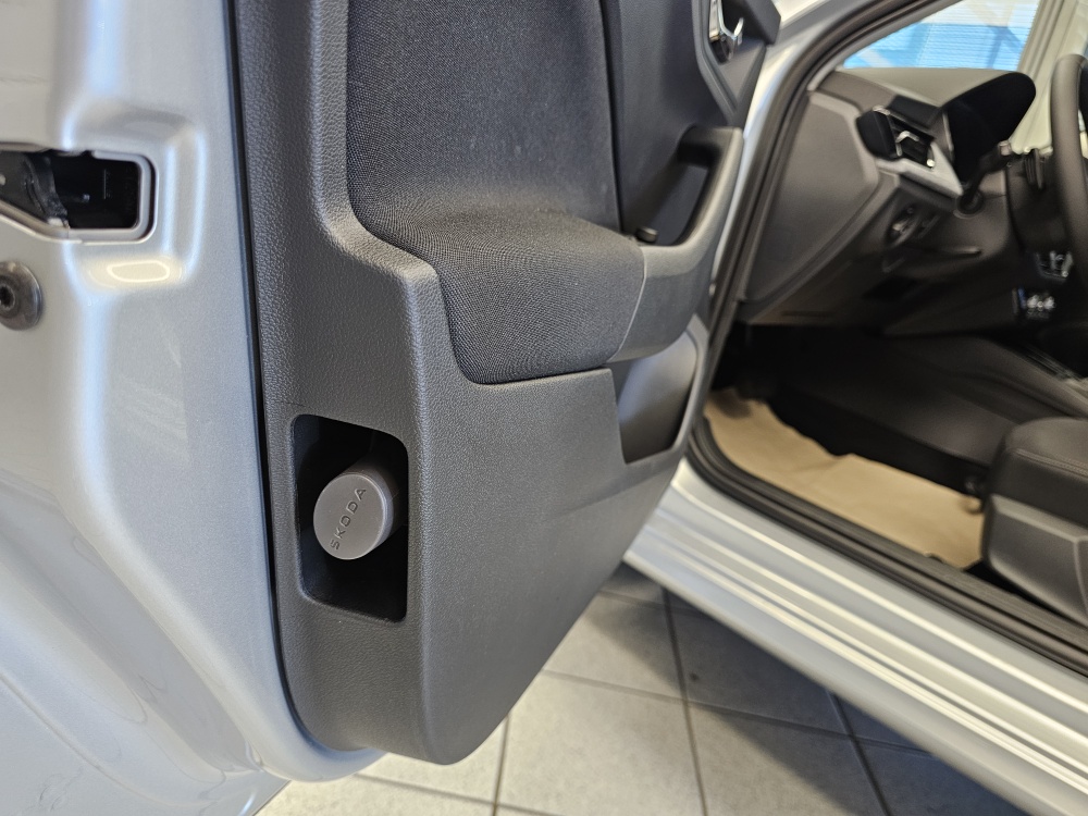 Skoda Kamiq  bei Hoffmann Automobile in Wolfsburg kaufen und sofort mitnehmen - Bild 24
