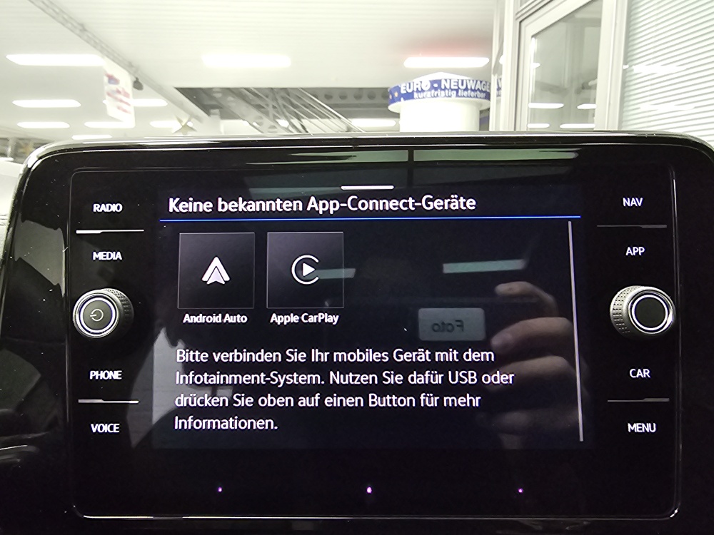 VW T-Roc  bei Hoffmann Automobile in Wolfsburg kaufen und sofort mitnehmen - Bild 17