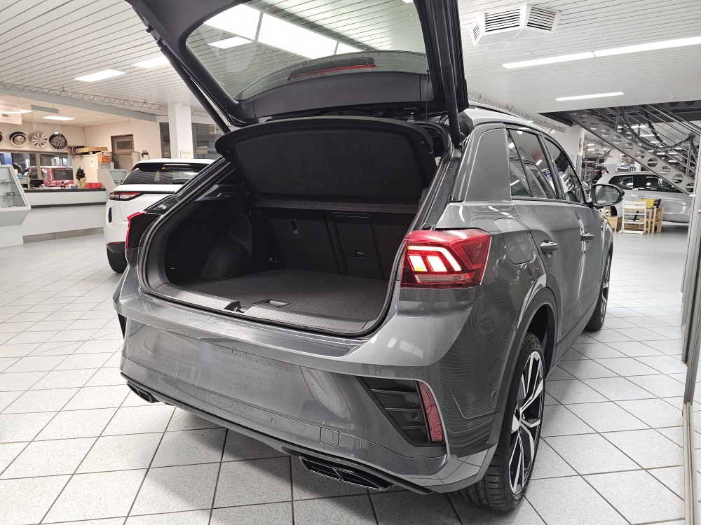 VW T-Roc  bei Hoffmann Automobile in Wolfsburg kaufen und sofort mitnehmen - Bild 2