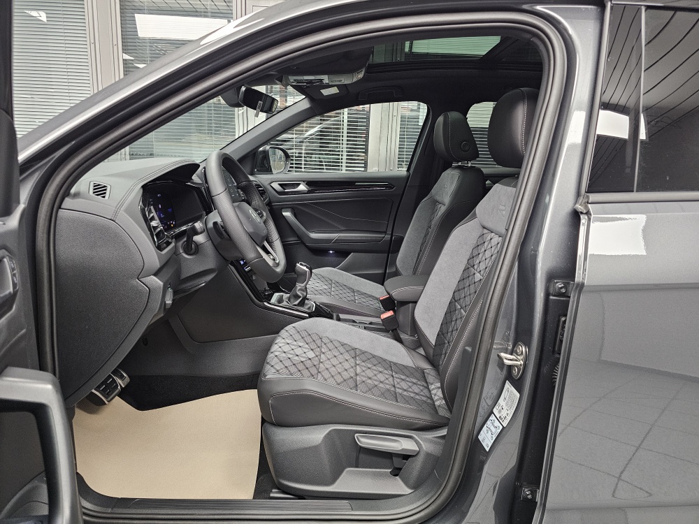 VW T-Roc  bei Hoffmann Automobile in Wolfsburg kaufen und sofort mitnehmen - Bild 27