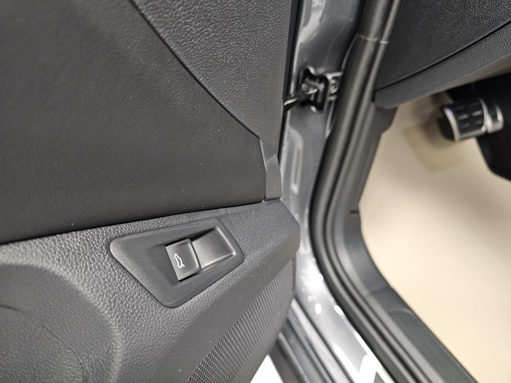 VW T-Roc  bei Hoffmann Automobile in Wolfsburg kaufen und sofort mitnehmen - Bild 28