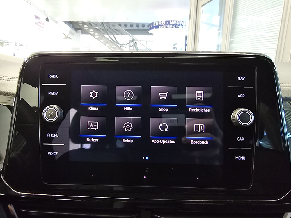 VW T-Roc  bei Hoffmann Automobile in Wolfsburg kaufen und sofort mitnehmen - Bild 13