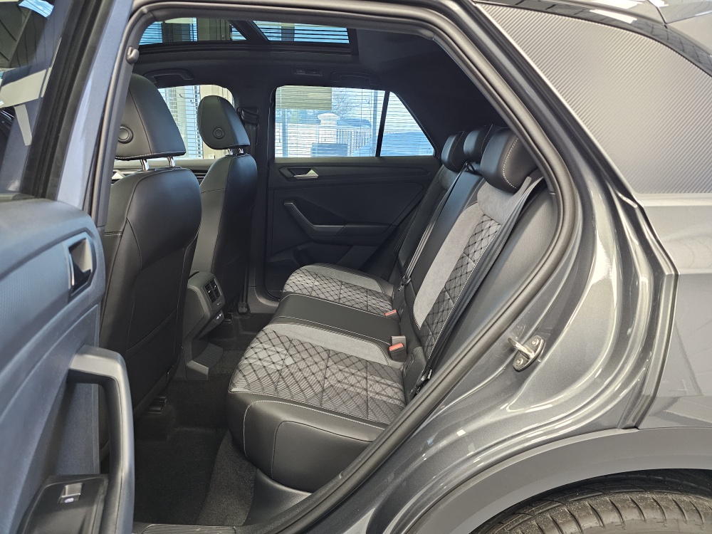 VW T-Roc  bei Hoffmann Automobile in Wolfsburg kaufen und sofort mitnehmen - Bild 6