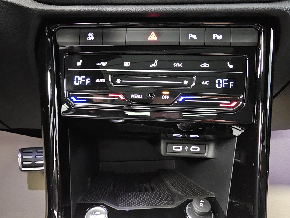 VW T-Roc  bei Hoffmann Automobile in Wolfsburg kaufen und sofort mitnehmen - Bild 11