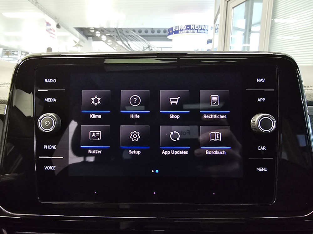 VW T-Roc  bei Hoffmann Automobile in Wolfsburg kaufen und sofort mitnehmen - Bild 13