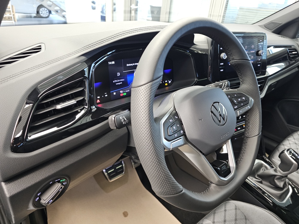 VW T-Roc  bei Hoffmann Automobile in Wolfsburg kaufen und sofort mitnehmen - Bild 25