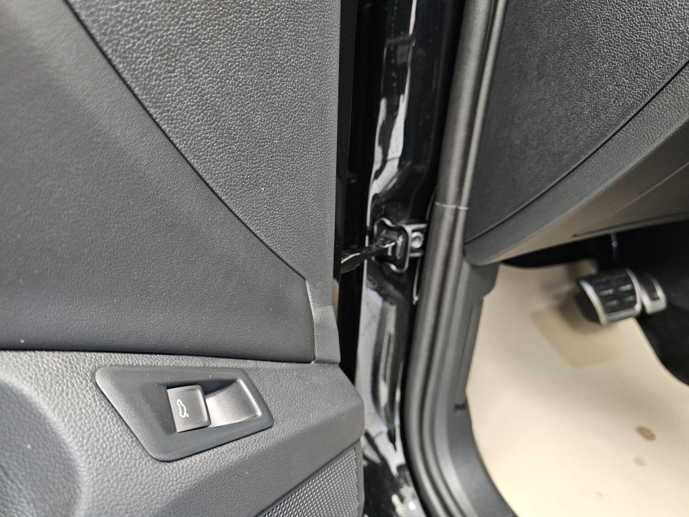 VW T-Roc  bei Hoffmann Automobile in Wolfsburg kaufen und sofort mitnehmen - Bild 27