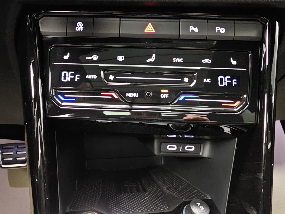 VW T-Roc  bei Hoffmann Automobile in Wolfsburg kaufen und sofort mitnehmen - Bild 11