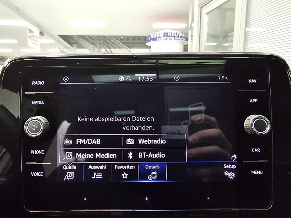 VW T-Roc  bei Hoffmann Automobile in Wolfsburg kaufen und sofort mitnehmen - Bild 16