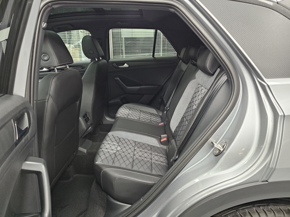 VW T-Roc  bei Hoffmann Automobile in Wolfsburg kaufen und sofort mitnehmen - Bild 6
