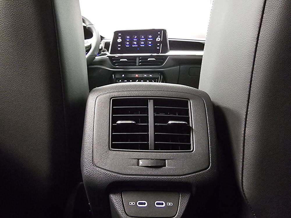 VW T-Roc  bei Hoffmann Automobile in Wolfsburg kaufen und sofort mitnehmen - Bild 7