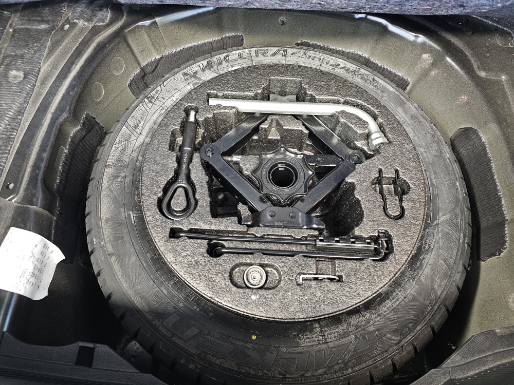Seat Ibiza  bei Hoffmann Automobile in Wolfsburg kaufen und sofort mitnehmen - Bild 3