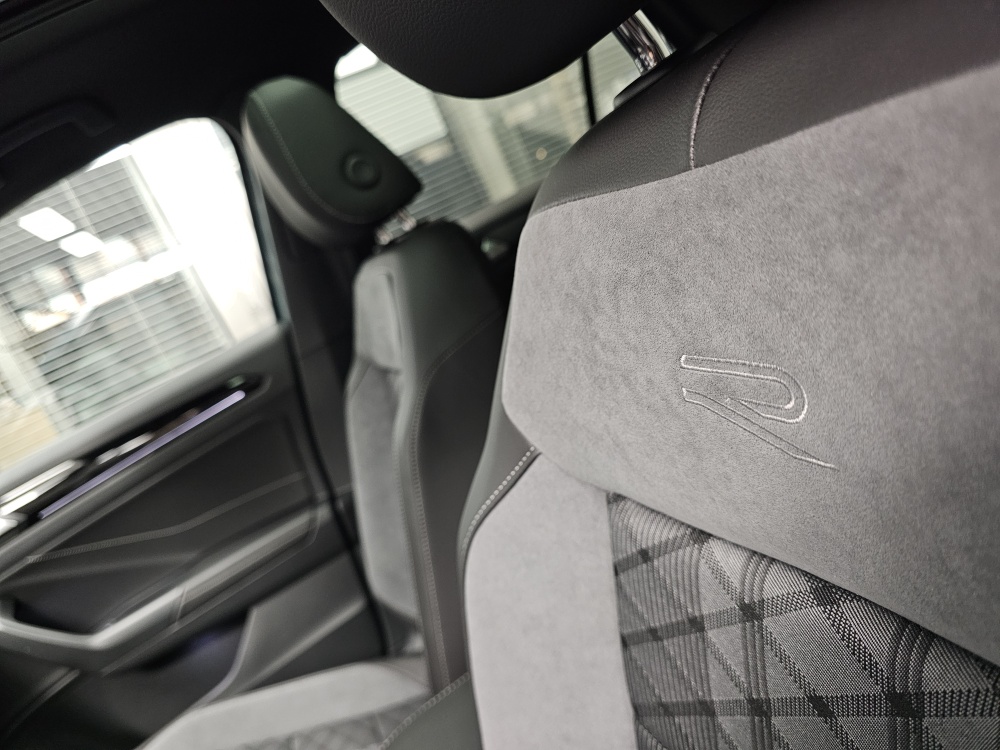 VW T-Roc  bei Hoffmann Automobile in Wolfsburg kaufen und sofort mitnehmen - Bild 27