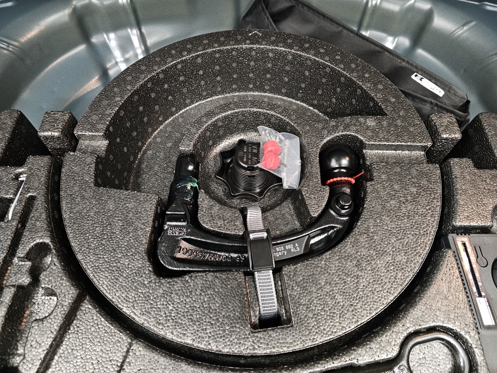 VW T-Roc  bei Hoffmann Automobile in Wolfsburg kaufen und sofort mitnehmen - Bild 3