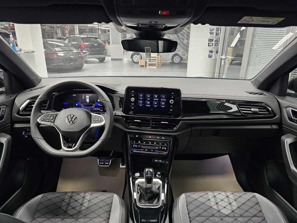 VW T-Roc  bei Hoffmann Automobile in Wolfsburg kaufen und sofort mitnehmen - Bild 9
