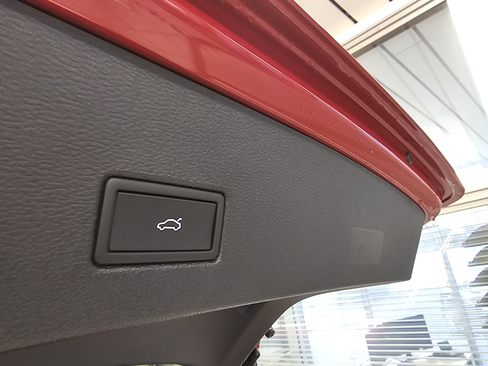 VW T-Roc bei Hoffmann Automobile in Wolfsburg kaufen und sofort mitnehmen - Bild 3