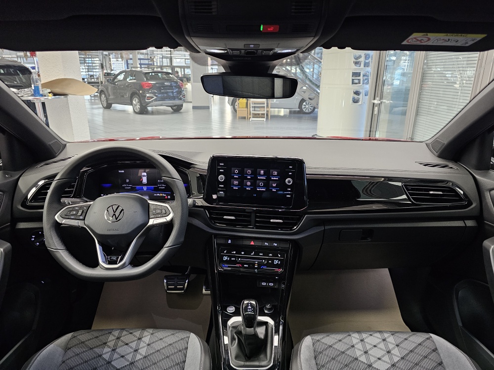 VW T-Roc bei Hoffmann Automobile in Wolfsburg kaufen und sofort mitnehmen - Bild 9