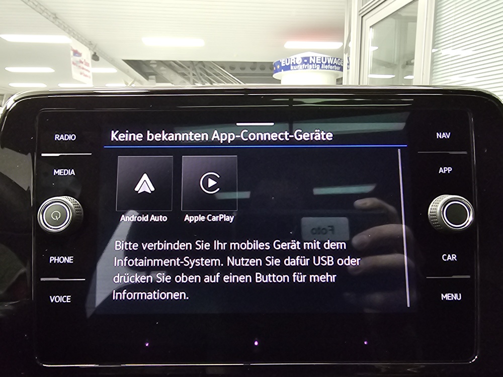 VW T-Roc  bei Hoffmann Automobile in Wolfsburg kaufen und sofort mitnehmen - Bild 17