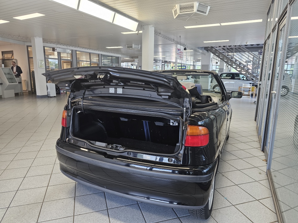Fiat Punto Cabrio  bei Hoffmann Automobile in Wolfsburg kaufen und sofort mitnehmen - Bild 2