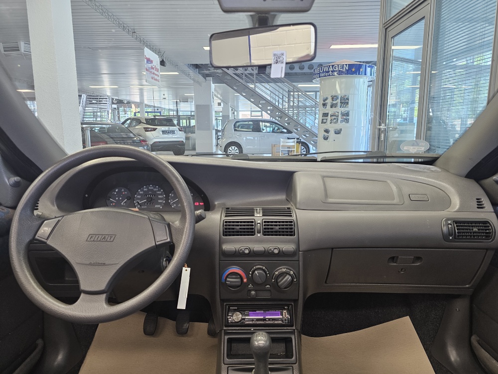 Fiat Punto Cabrio  bei Hoffmann Automobile in Wolfsburg kaufen und sofort mitnehmen - Bild 5