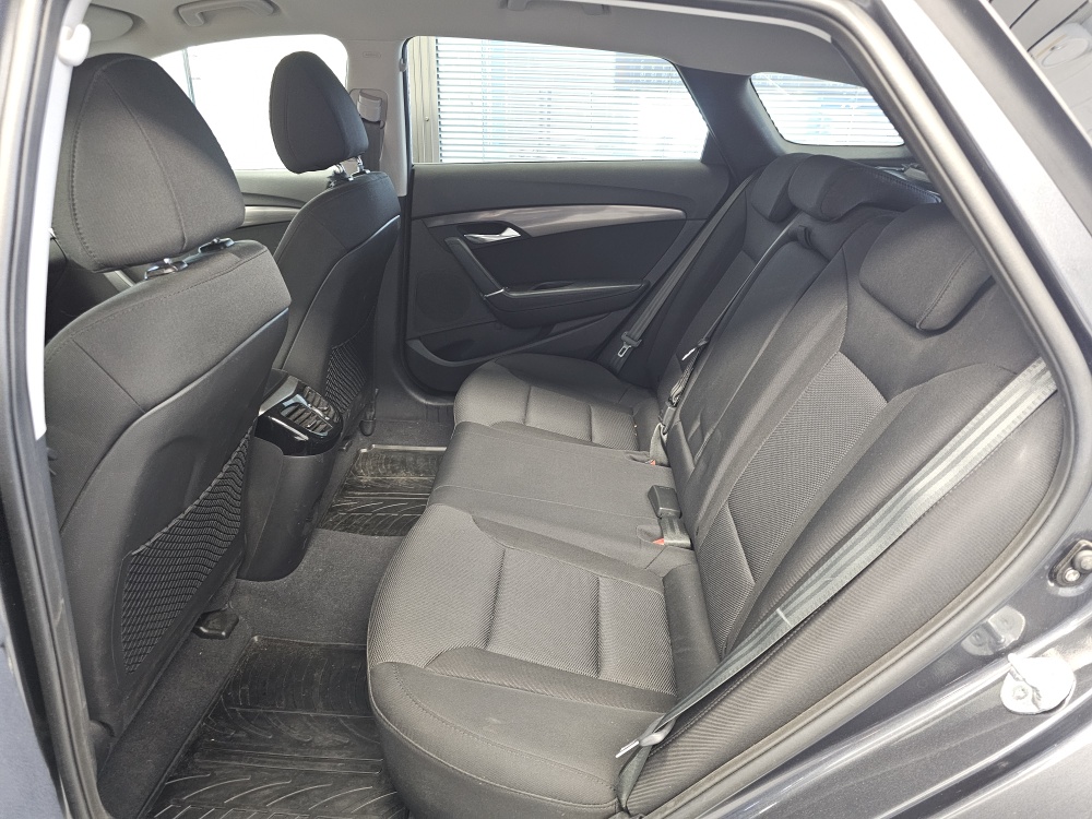 Hyundai i40 Kombi  bei Hoffmann Automobile in Wolfsburg kaufen und sofort mitnehmen - Bild 5